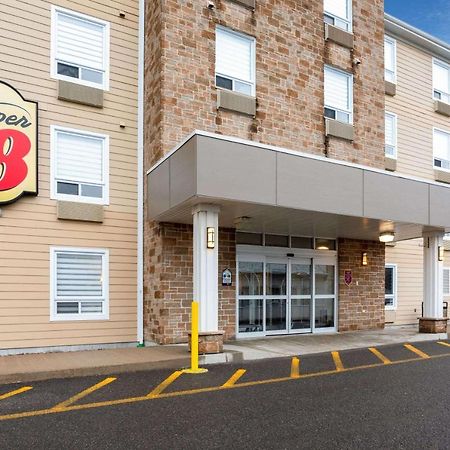 Super 8 By Wyndham Québec Exteriör bild