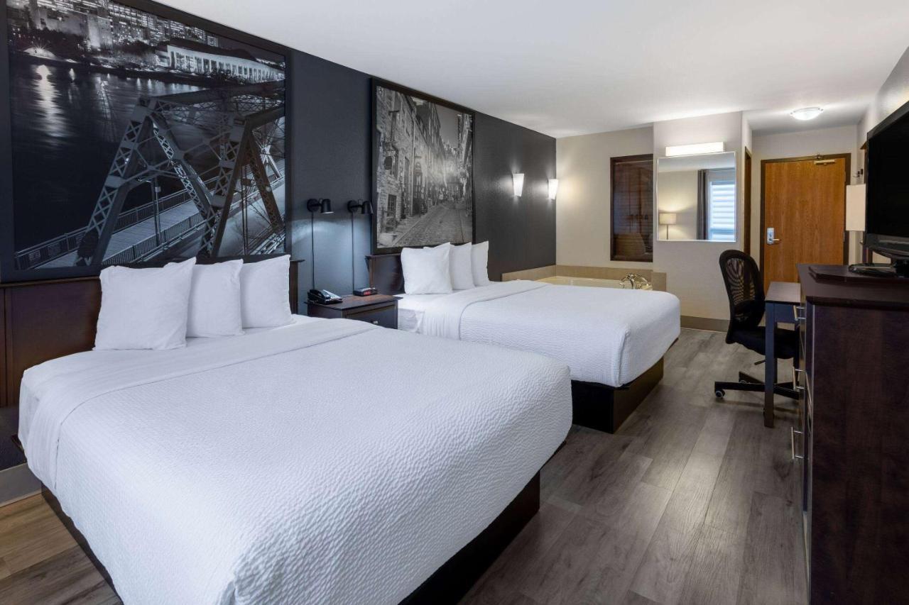 Super 8 By Wyndham Québec Exteriör bild